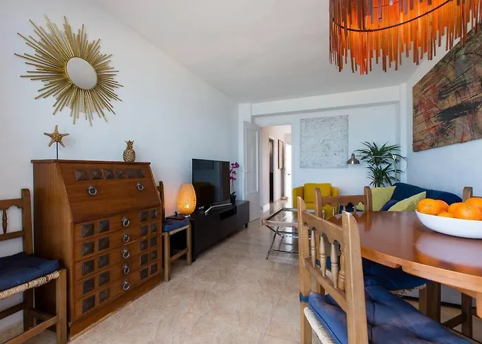 Apartman Beachfront , Ninth Floor *